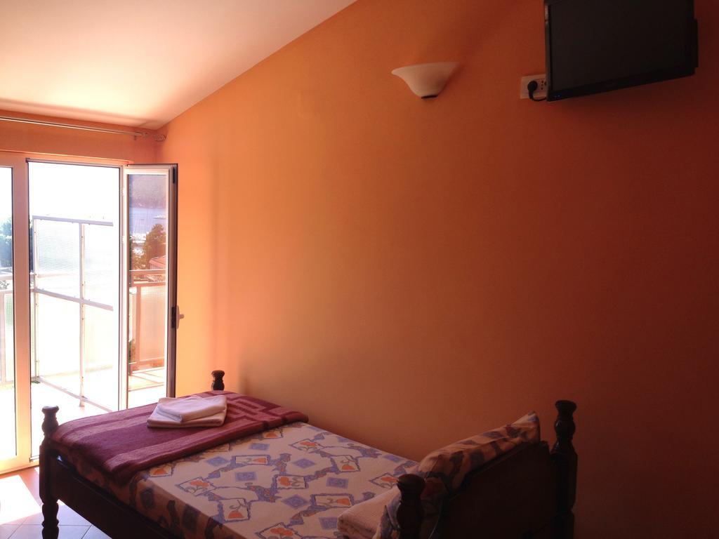 Private Accommodation Ivanovic Tivat Room photo